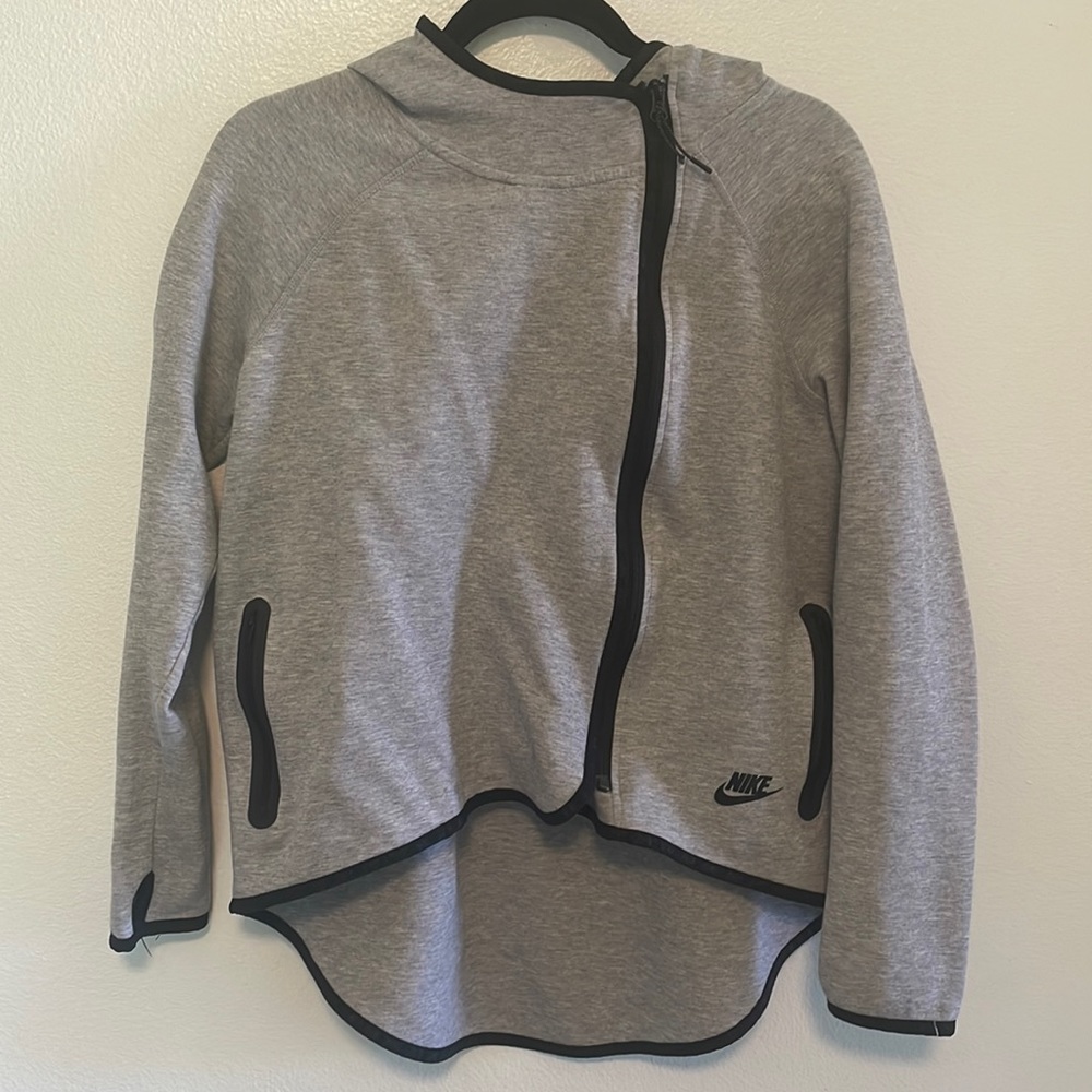 Nike Tech Fleece Cape Hoodie